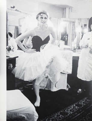 [Морат И., Миллер А. В России]. [Фотоальбом]. Morath I., Miller A. In Russia. A studio book. New York, 1969.